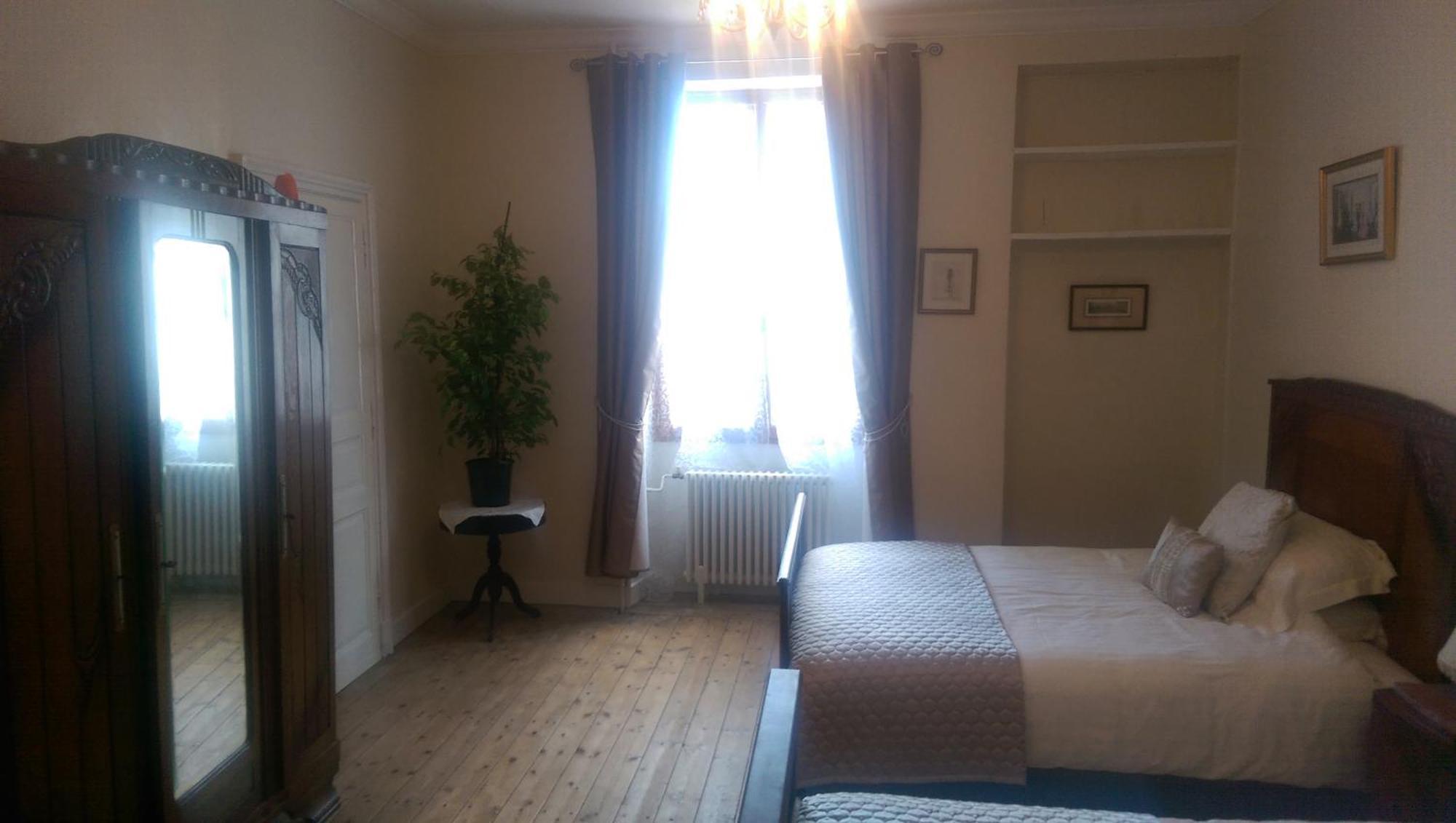 Bed and Breakfast Vingt Grand Rue Champagne-Mouton Номер фото